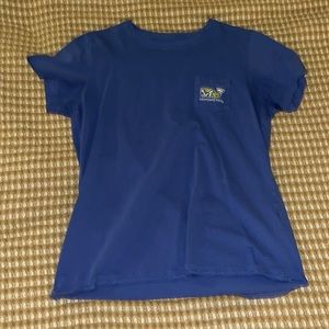 Blue vineyard vines shirt